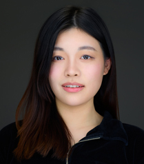 Mia Zhang, Financial Modelling Analyst